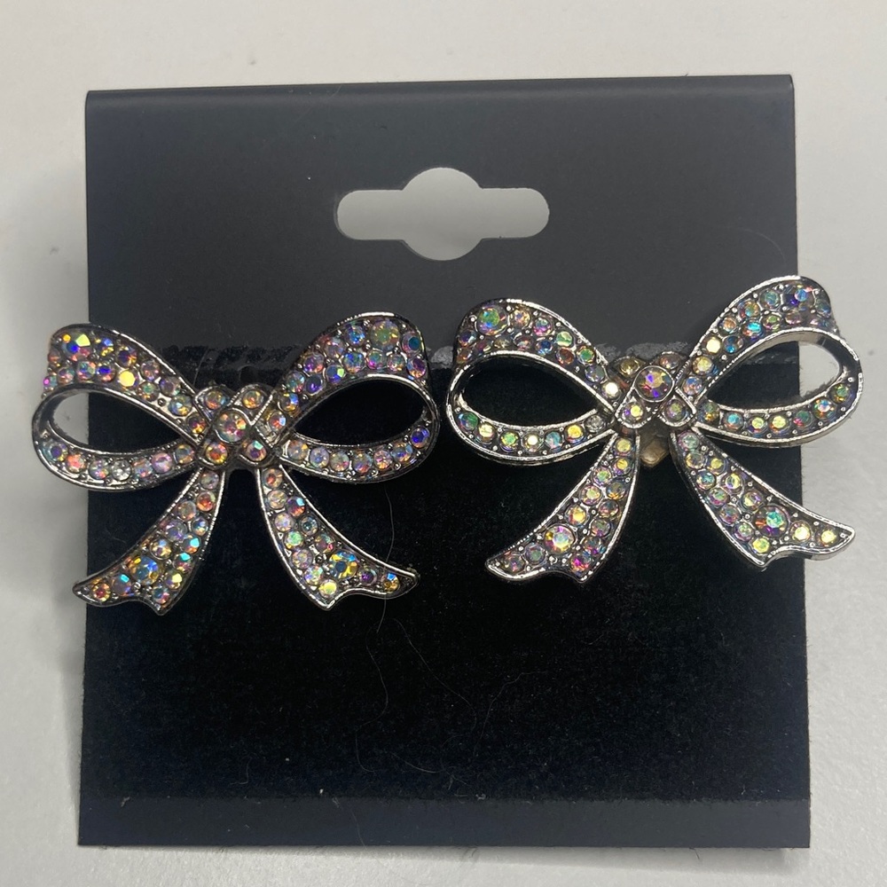 Sparkling Bow Earrings